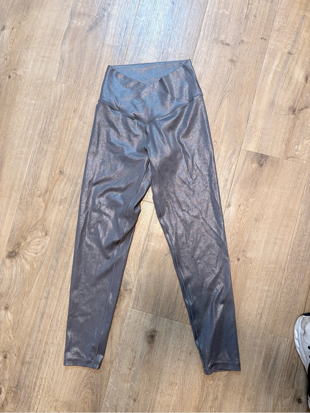 Shimmery Offline by aerie real me 7/8 long leggings size medium